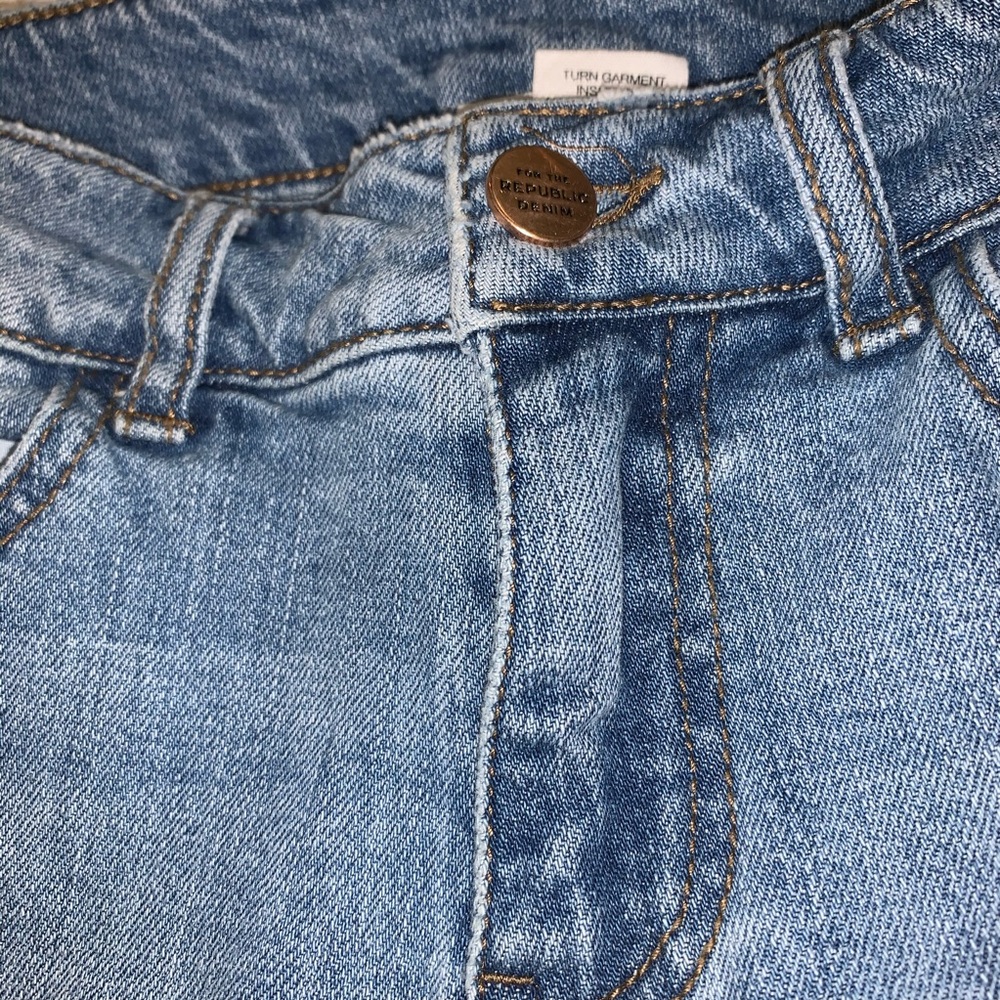 Jeans - Picture 4 of 5